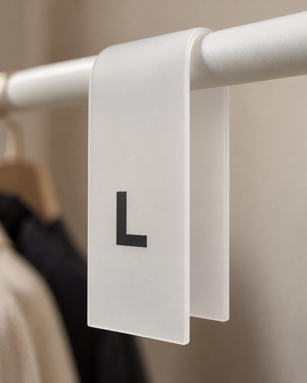 Custom Closet Dividers · 10 × 20 cm